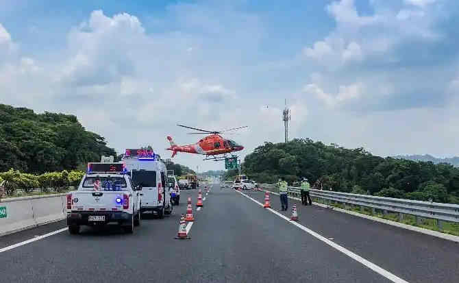 昌黎高速公路汽车救援案例